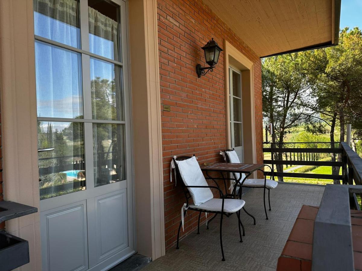 Azienda Agricola E Agriturismo Vallorsi Terricciola ภายนอก รูปภาพ