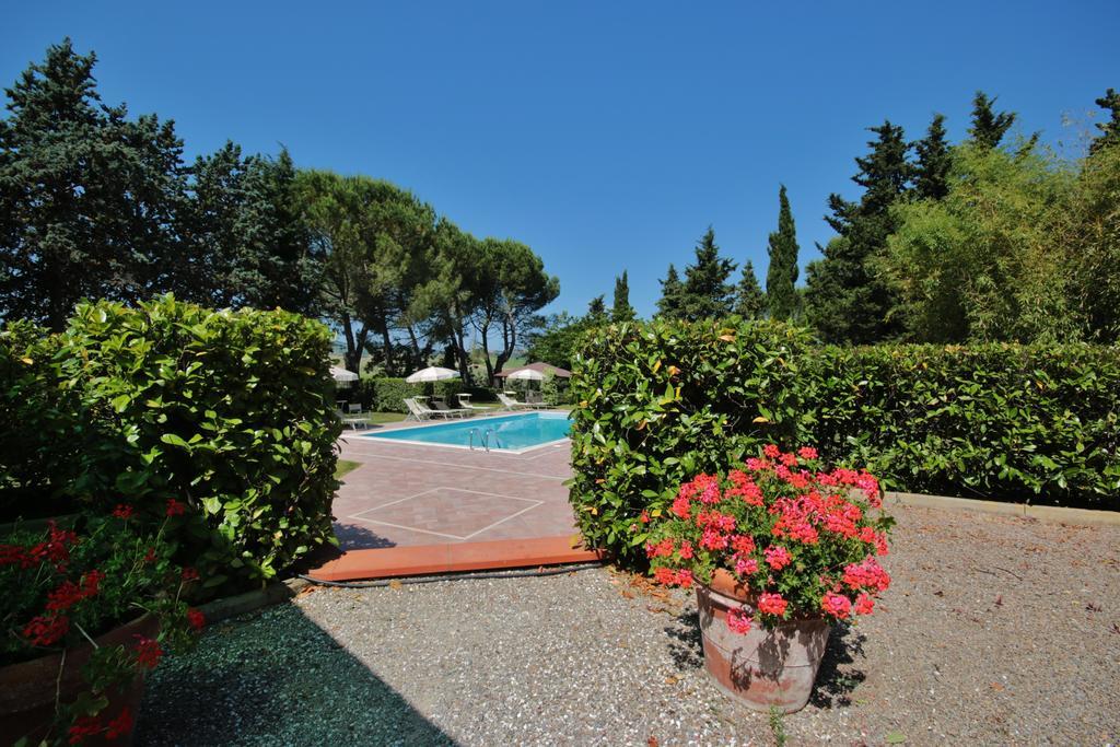Azienda Agricola E Agriturismo Vallorsi Terricciola ภายนอก รูปภาพ
