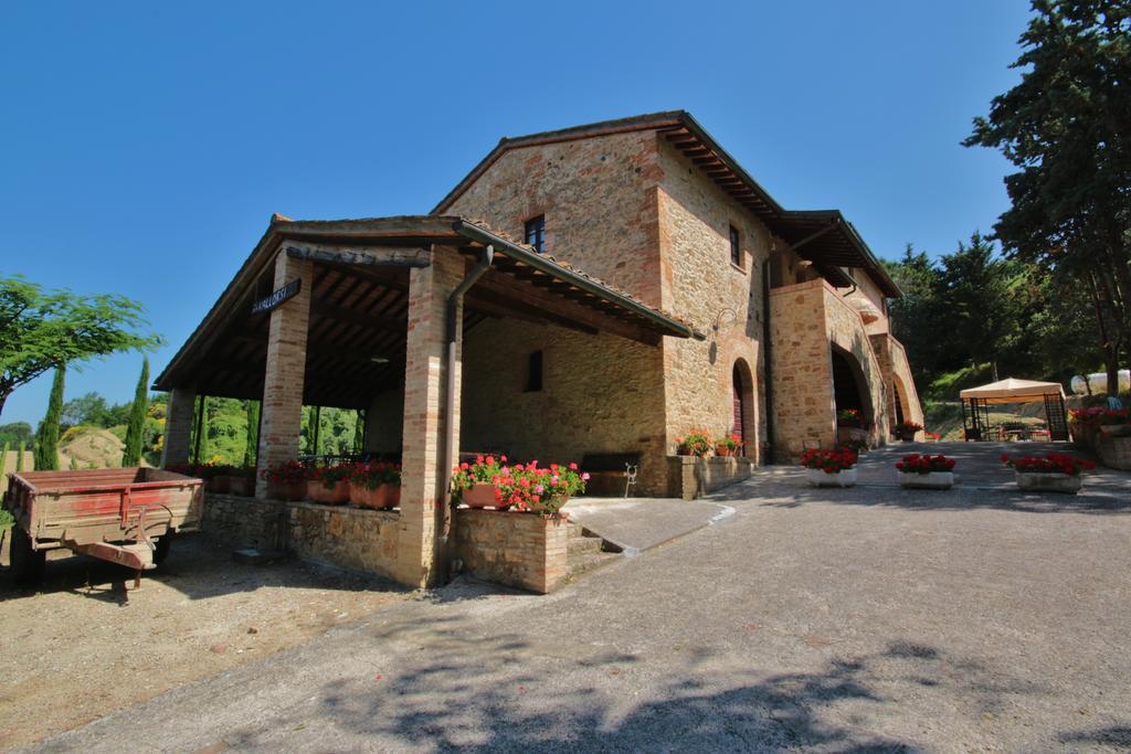 Azienda Agricola E Agriturismo Vallorsi Terricciola ภายนอก รูปภาพ